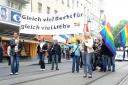 Regenbogenzug der SoHo Oberösterreich am 01. Mai